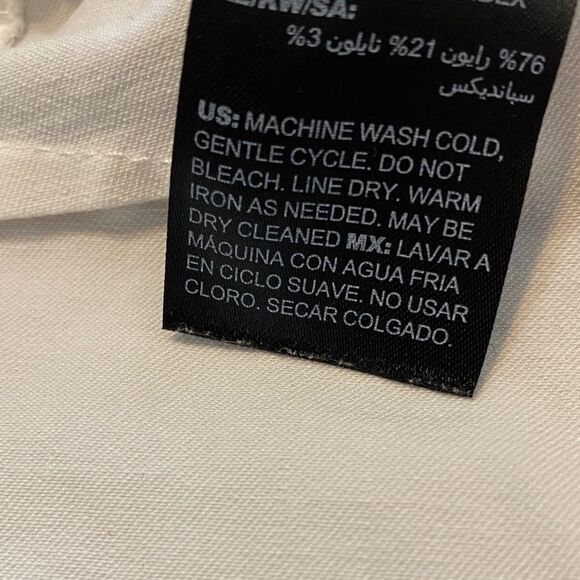 Chico's Plus White Ankle Cropped Pants - Picture 4 of 4